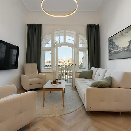 Rynek 75 Apartment