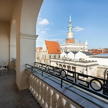Apartment Rynek 75 *